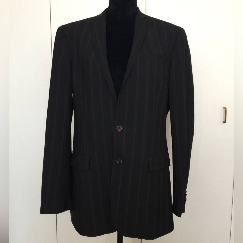 J.Lindeberg Men’s Black and Red Pinstripe Fashion Blazer Sport Coat